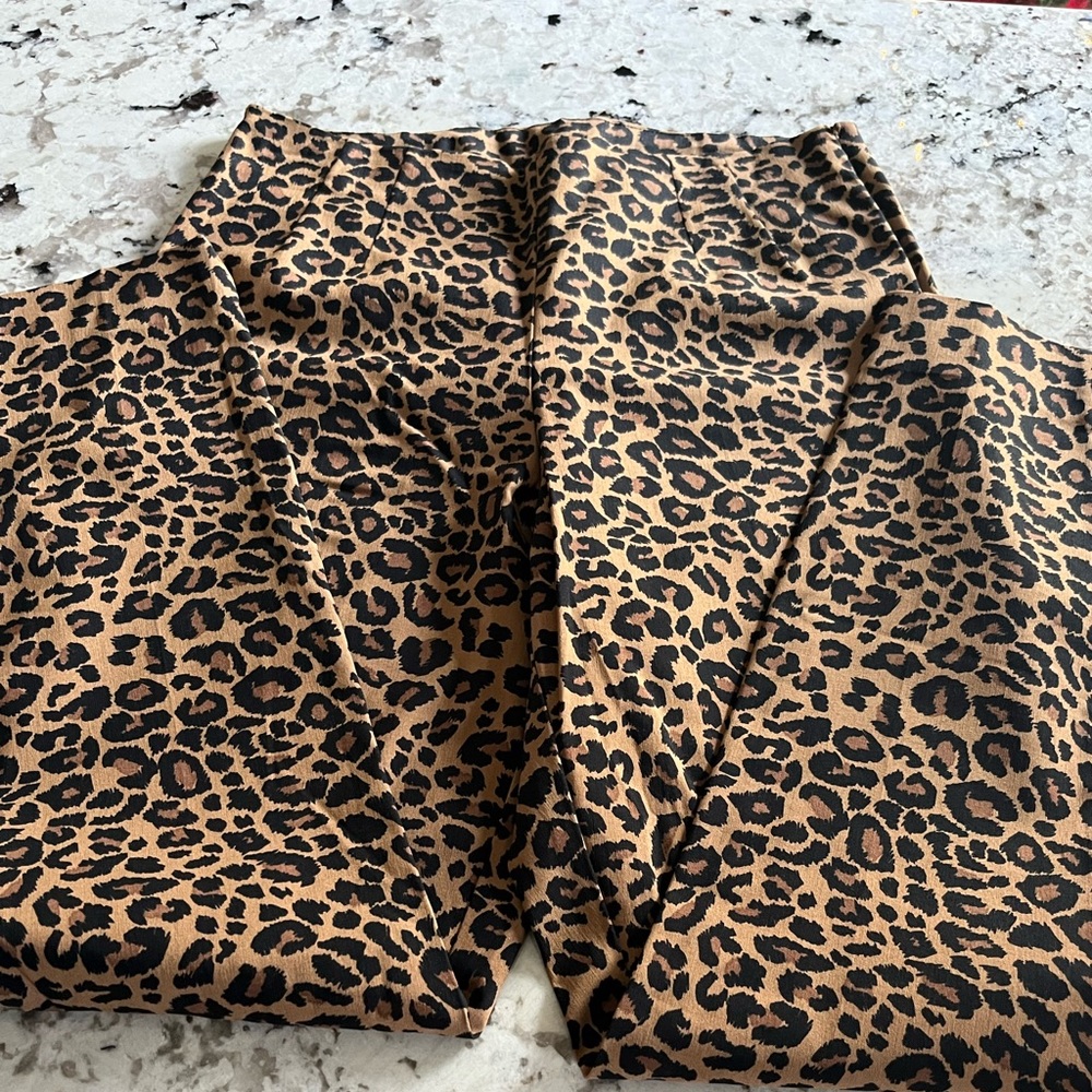 Cheetah print stretch skinny leg